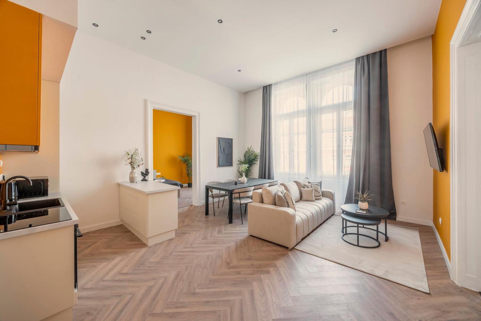 Exclusive Central 3Bedrm Stylish Residence By Prestige Homes Budapest Exterior photo